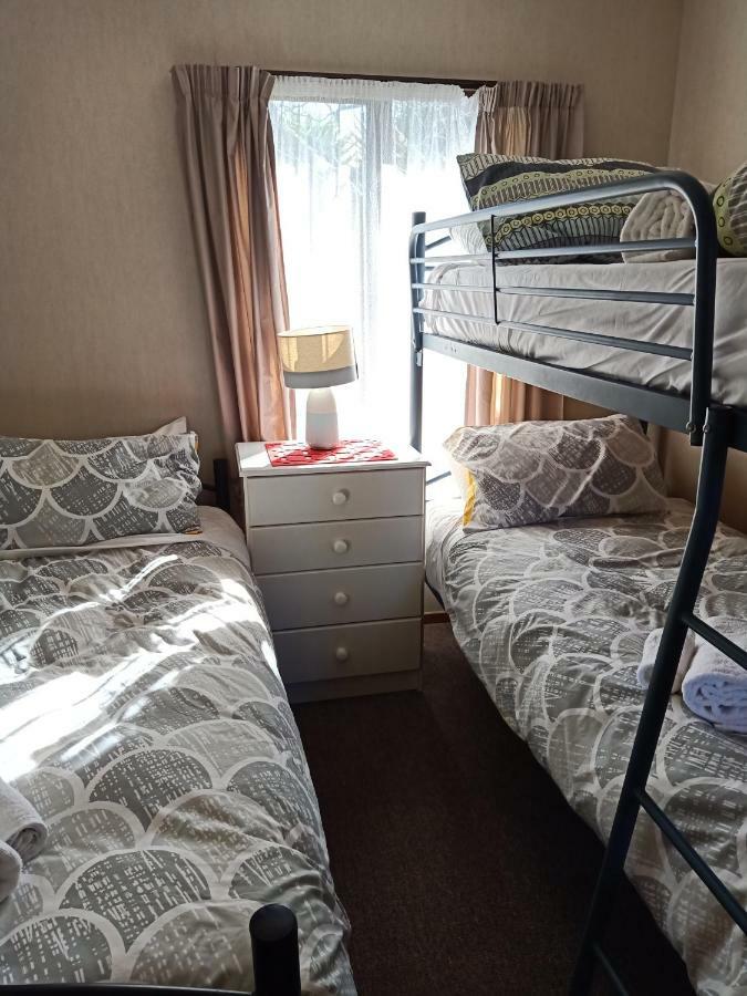 Riverbend Family Lodge เนเปียร์ ภายนอก รูปภาพ